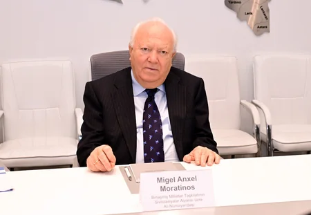 Adil Kərimli Migel Anxel Moratinosla görüşüb