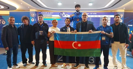 Azərbaycan ağırlıqqaldıranı Avropa birinciliyində 3 medal qazanıb